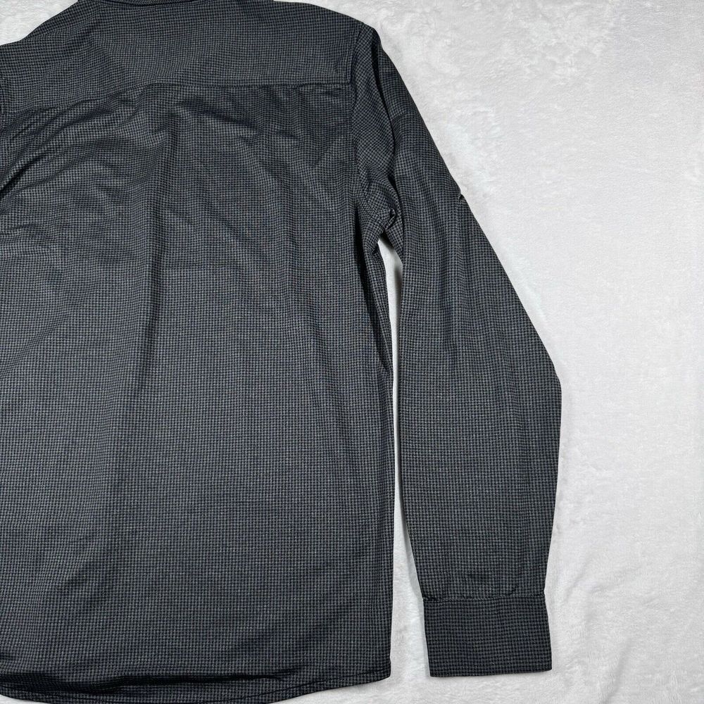 Travis Mathew Button Up Shirt Men Medium Long‎ Sleeve Polyester Blend Golf TPC - Picture 8 of 12
